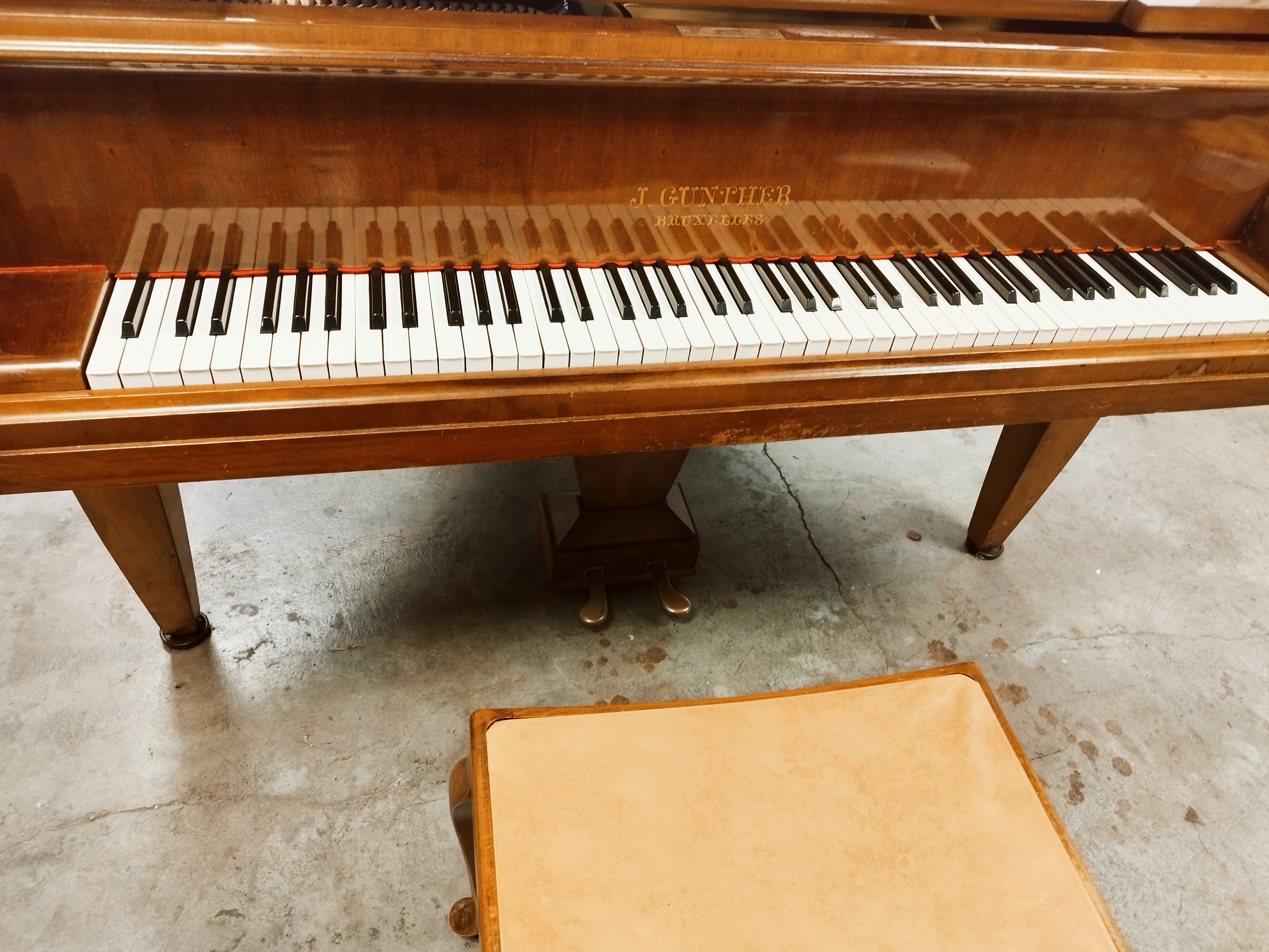 clic pour ouvrir dans un nouvel onglet Piano à queue Günther à acheter sur Montpellier